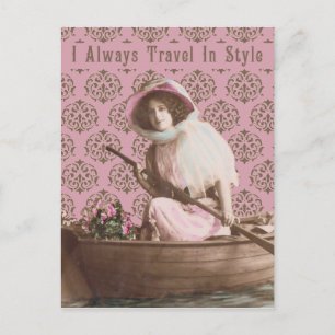 "Ich Reise Immer Stylisch" Vintage Collage Postkarte