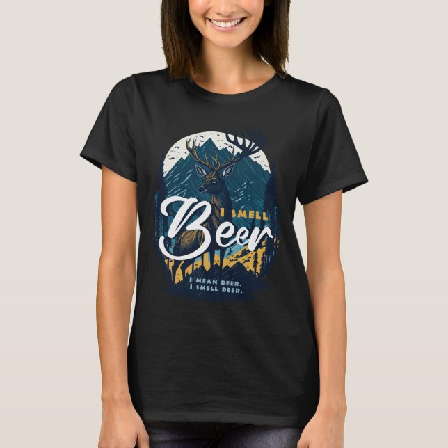 Ich rieche Bier-Hirsch in der Berglandschaft T-Shirt (Vorderseite)