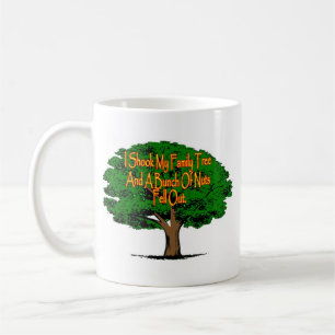 Ich rüttelte meinen Stammbaum und ein Bündel Nü Kaffeetasse
