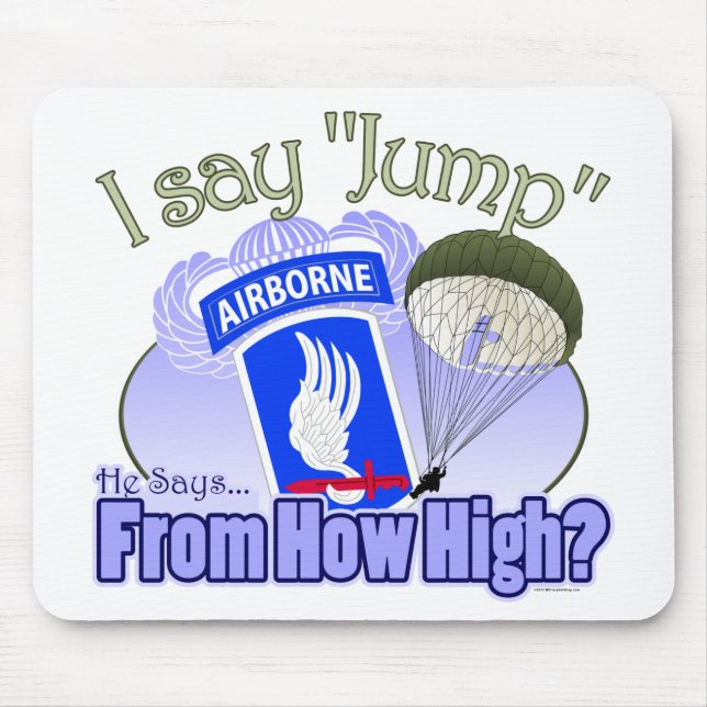 Ich sage Jump [173. Im Flugzeug] Mousepad (Vorne)