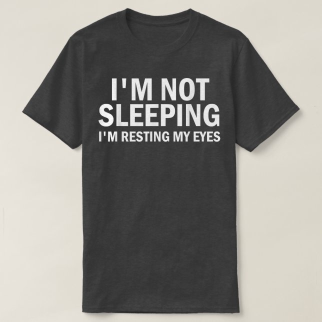 Ich schlafe nicht und ruhe mir den Vater.  T-Shirt (Design vorne)