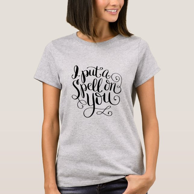 Ich setzte einen Bann auf Sie Halloween-Shirt T-Shirt (Vorderseite)