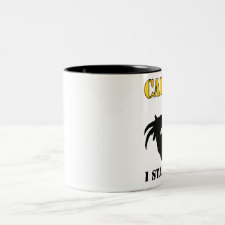 Ich starre zurück - Ziege an Zweifarbige Tasse