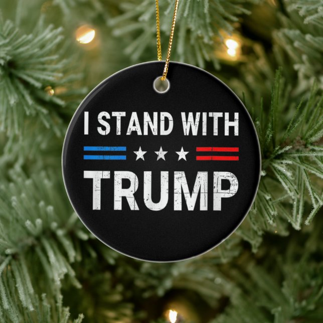 Ich stehe mit der amerikanischen Flagge Trumps Keramik Ornament (Baum)
