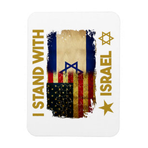Ich stehe mit Israel Shirt da, das ich mit Israel Magnet