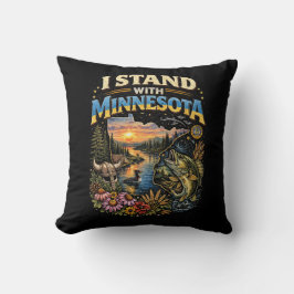 Ich stehe mit Minnesota Kissen