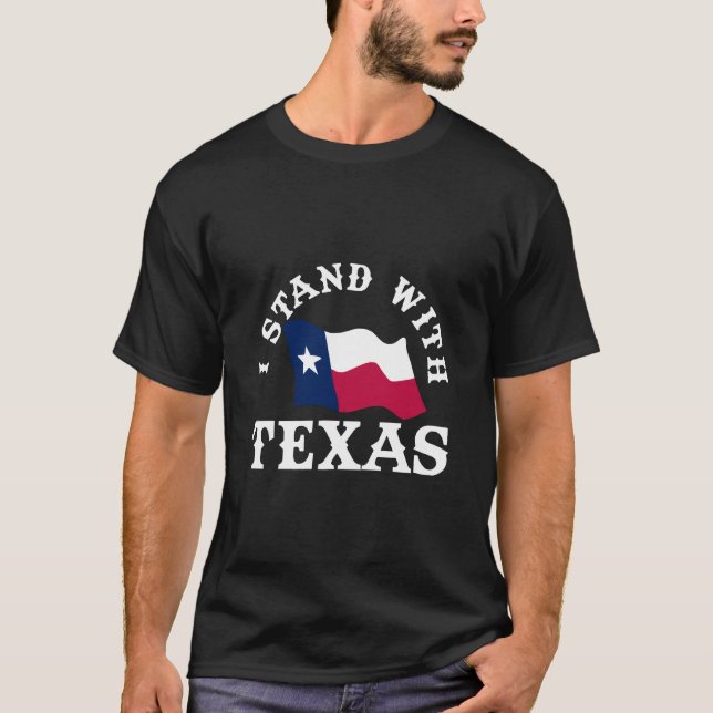 Ich stehe mit Texas T-Shirt (Vorderseite)