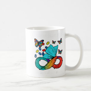 Ich trage Blau für Autismus-Bewusstsein Schmetterl Kaffeetasse