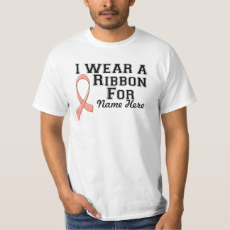 Ich trage eine Pfirsichleiste T-Shirt