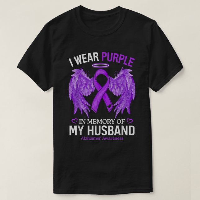 Ich trage Lila in Erinnerung an meine Ehemännerin  T-Shirt (Design vorne)