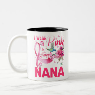 Ich trage Rosa im Gedächtnis für meine Nana Zweifarbige Tasse
