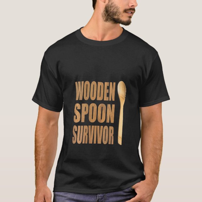 Ich überlebte den Holzlöffel mit der Sonne T-Shirt (Vorderseite)