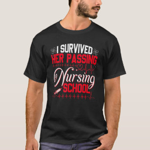 Ich überlebte ihr Abitur der Krankenschwester Grad T-Shirt
