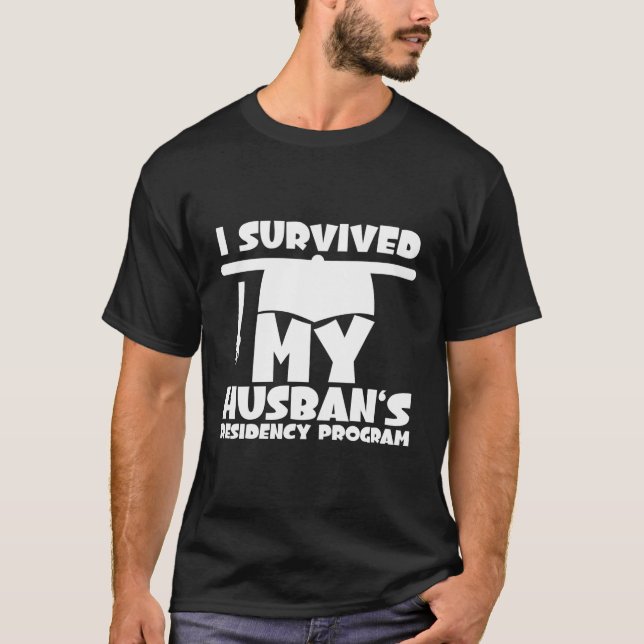 Ich überlebte mein Husbys-Programm T-Shirt (Vorderseite)