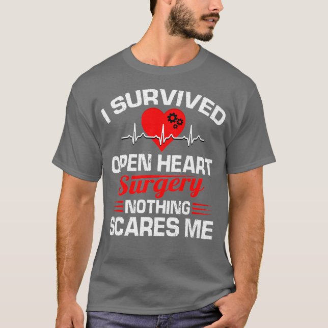 Ich überlebte Operation im offenen Herzen Gift Erh T-Shirt (Vorderseite)