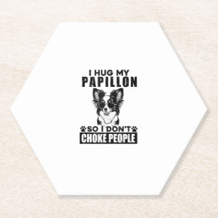 Ich umarmte meinen Papillon, damit ich nicht Leute Untersetzer