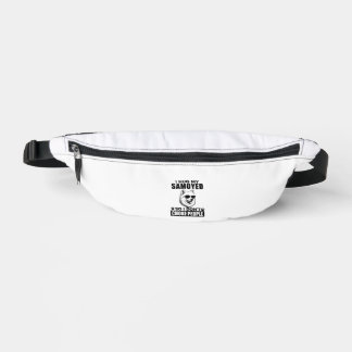 Ich umarmte meinen Samoyed, sodass ich nicht Leute Bauchtasche