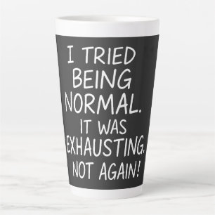 Ich versuchte, normal zu sein. Es war anstrengend. Milchtasse