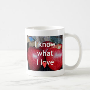 "Ich weiß, was ich liebe" – Apfel-Themendesign Kaffeetasse