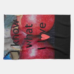 "Ich weiß, was ich Liebe" - Design mit Apple-Thema Geschirrtuch