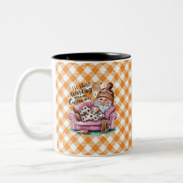 Ich werde anfangen zu arbeiten, wenn mein Kaffee e Zweifarbige Tasse