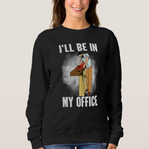 Ich werde in meinem Büro in der Holzarbeiterin sei Sweatshirt