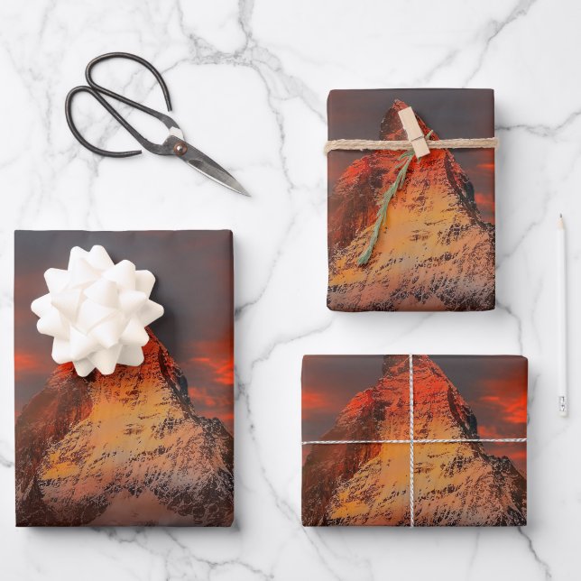 Iconic Alpine Bergsee-Zauber im Val Piora Geschenkpapier Set (Vorderseite)