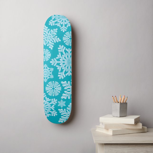 Icy Aqua Teal Frozen Winter Snowflakes Christmas Skateboard (Wandkunst)