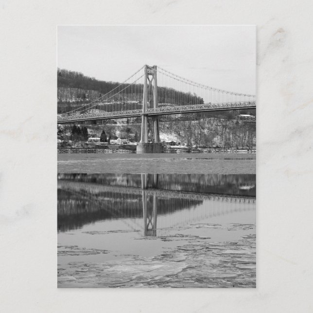 Icy Bridge Tower Reflection Postkarte (Vorderseite)
