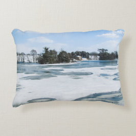 Icy English Lake - Personalisiert Dekokissen