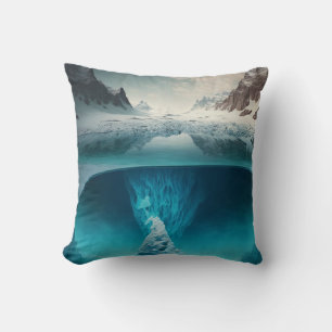 Icy Mountain View Kissen