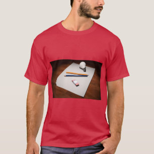 Idée sur le papier T-shirt croquis au stylo