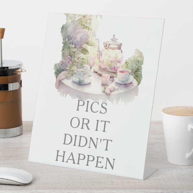 Ideen für eine Hochzeitskamera Sockelschild (In Situ)