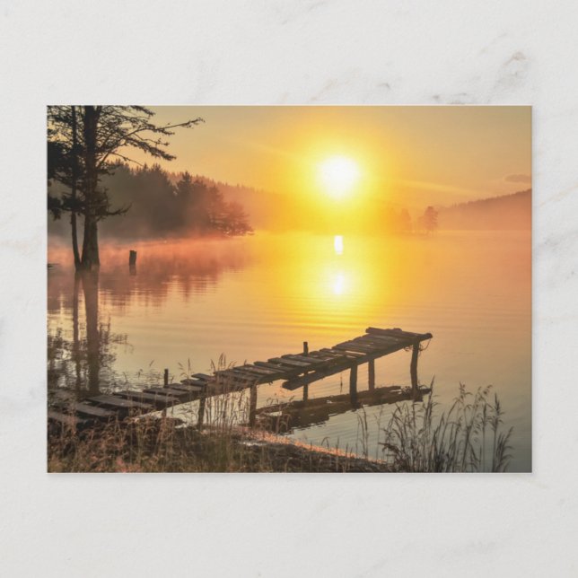 Idyllischer Sonnenaufgang | Misty Mountain Lake, B Postkarte (Vorderseite)