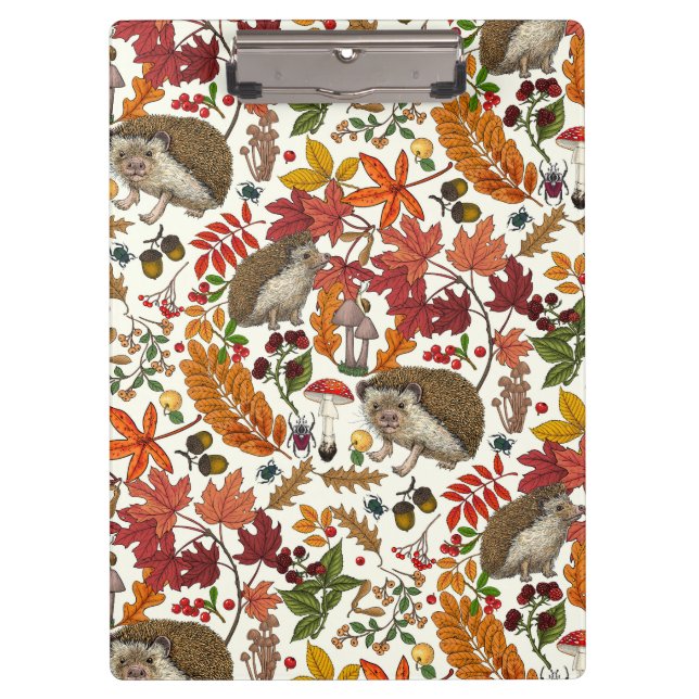 Igel und Herbstwaldflora auf Elfenbein Klemmbrett (Vorderseite)