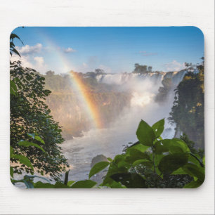 Iguazú Wasserfälle mit Regenbogen, Argentinien Mousepad