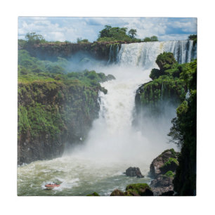 Iguazu-Wasserfälle umgeben von Dschungel Fliese