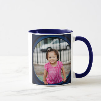 Ihr Baby auf einer Tasse