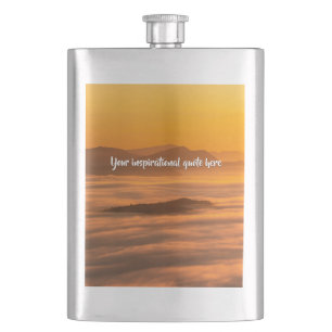 Ihr benutzerdefinierter Text überwindet nebelige L Flachmann