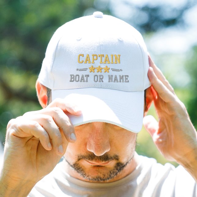 Ihr Boot Name Captain Nautical Stars Gold Silver Bestickte Baseballkappe (Several colors and styles to choose from.)