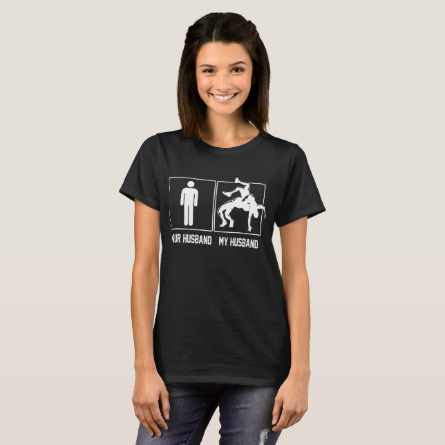 Ihr Ehemann mein Ehemann-Wrestling-Ringkämpfer T-Shirt (Vorne ganz)