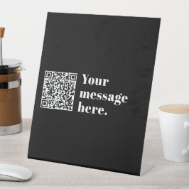 Ihr eigener hochgeladener QR-Code und bearbeitbare Sockelschild