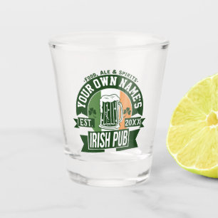 Ihr eigener Name   Irish Whiskey St Patricks Day Schnapsglas
