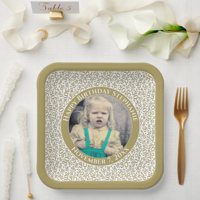 Ihr Foto 30 Random Number Pattern Gold/Weiß Pappteller (Hochzeit)