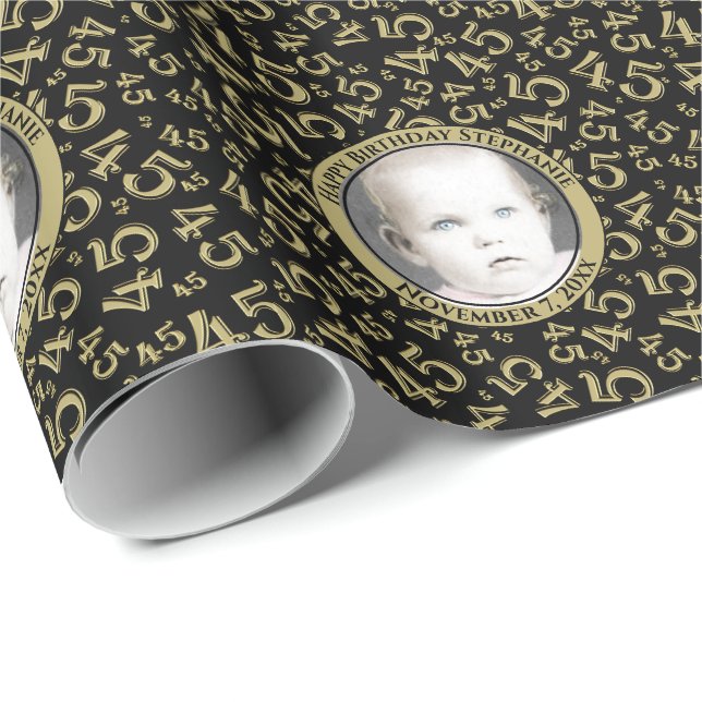 Ihr Foto | 45. Schwarz/Gold - Zahlenmuster 45 Geschenkpapier (Rolleneckpunkt)