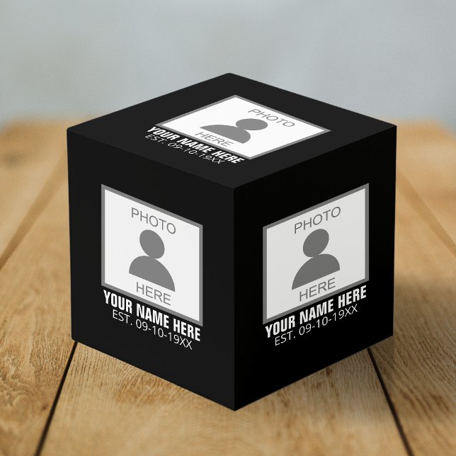 Ihr Foto hier Name und Alter Würfel (Von Creator hochgeladen)