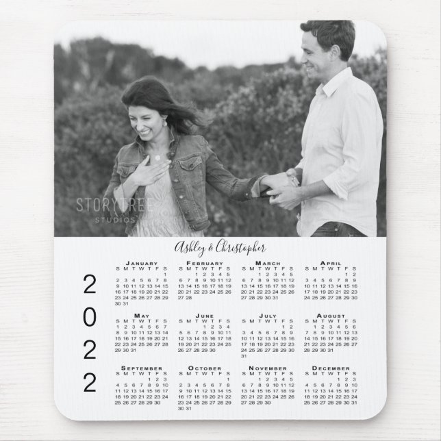 Ihr Foto und Ihre Personalisierten Namen 2022 Mousepad (Vorne)