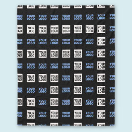 Ihr Logo oder hochgeladenes Bild | Geometrisches M Fleecedecke