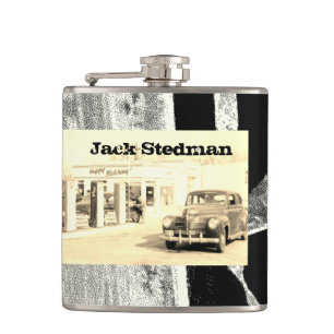 Ihr Name auf dieser Retro-Sedan-Flasche Flachmann