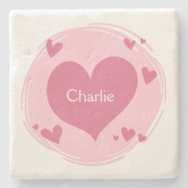 Ihr Name(e) in einem Untersetzer aus Herzsteinen